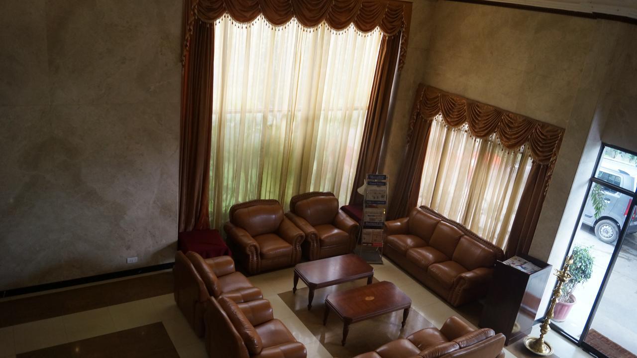 צ'נאי Hotel Grand Palace מראה חיצוני תמונה